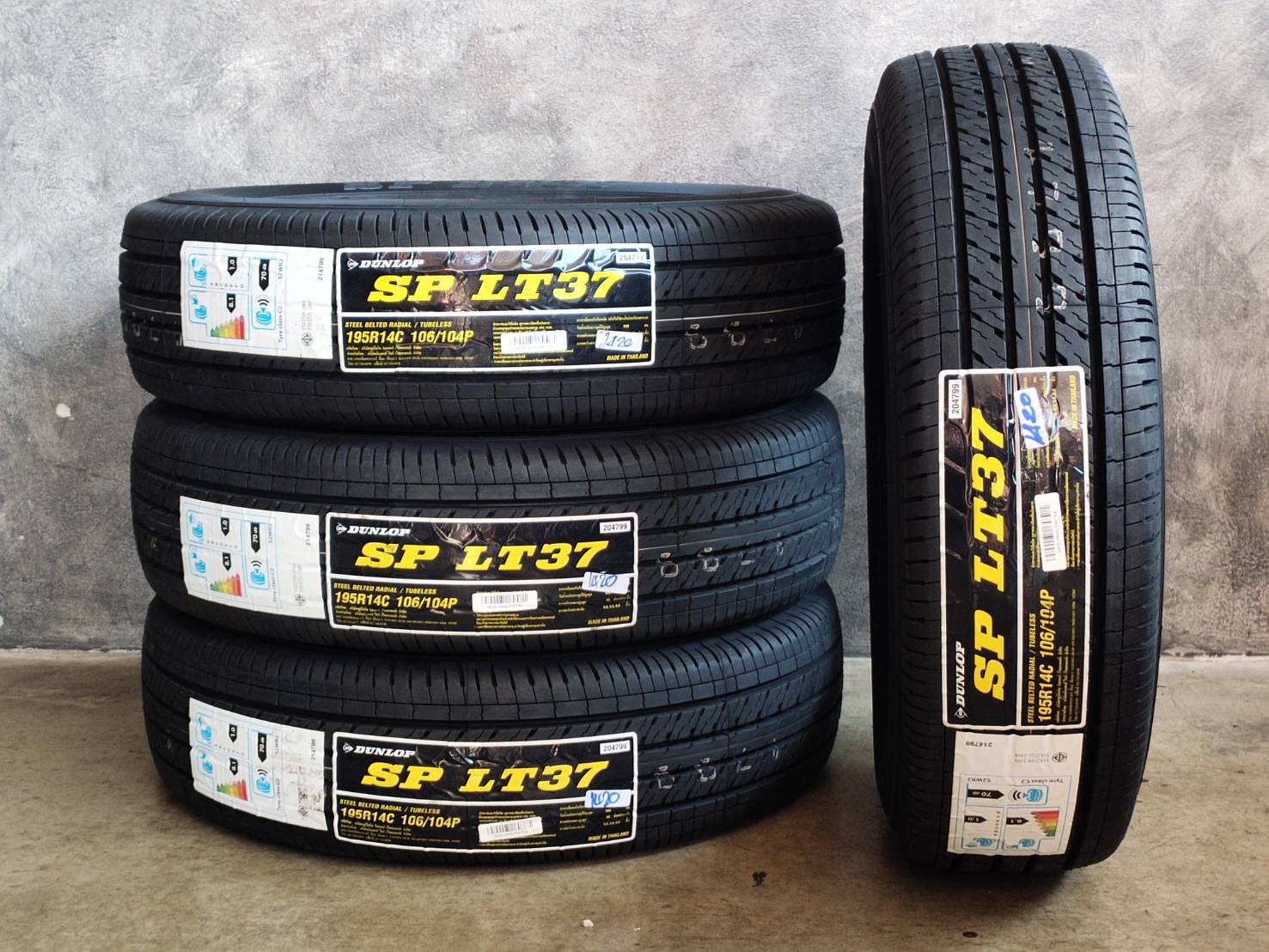 DUNLOP SPLT37 195R14 106/104P