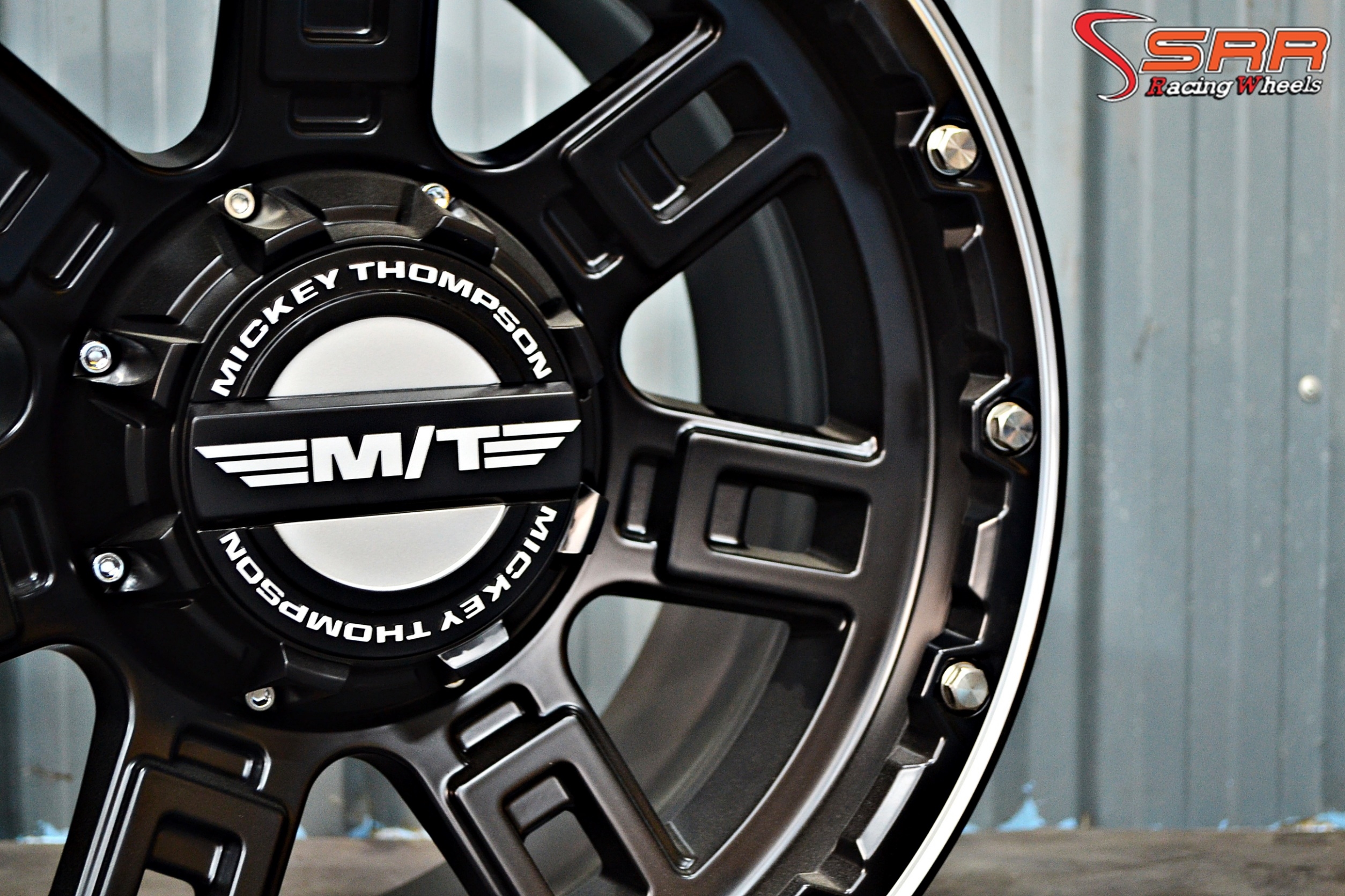 MICKEY THOMPSON SIDEBIT