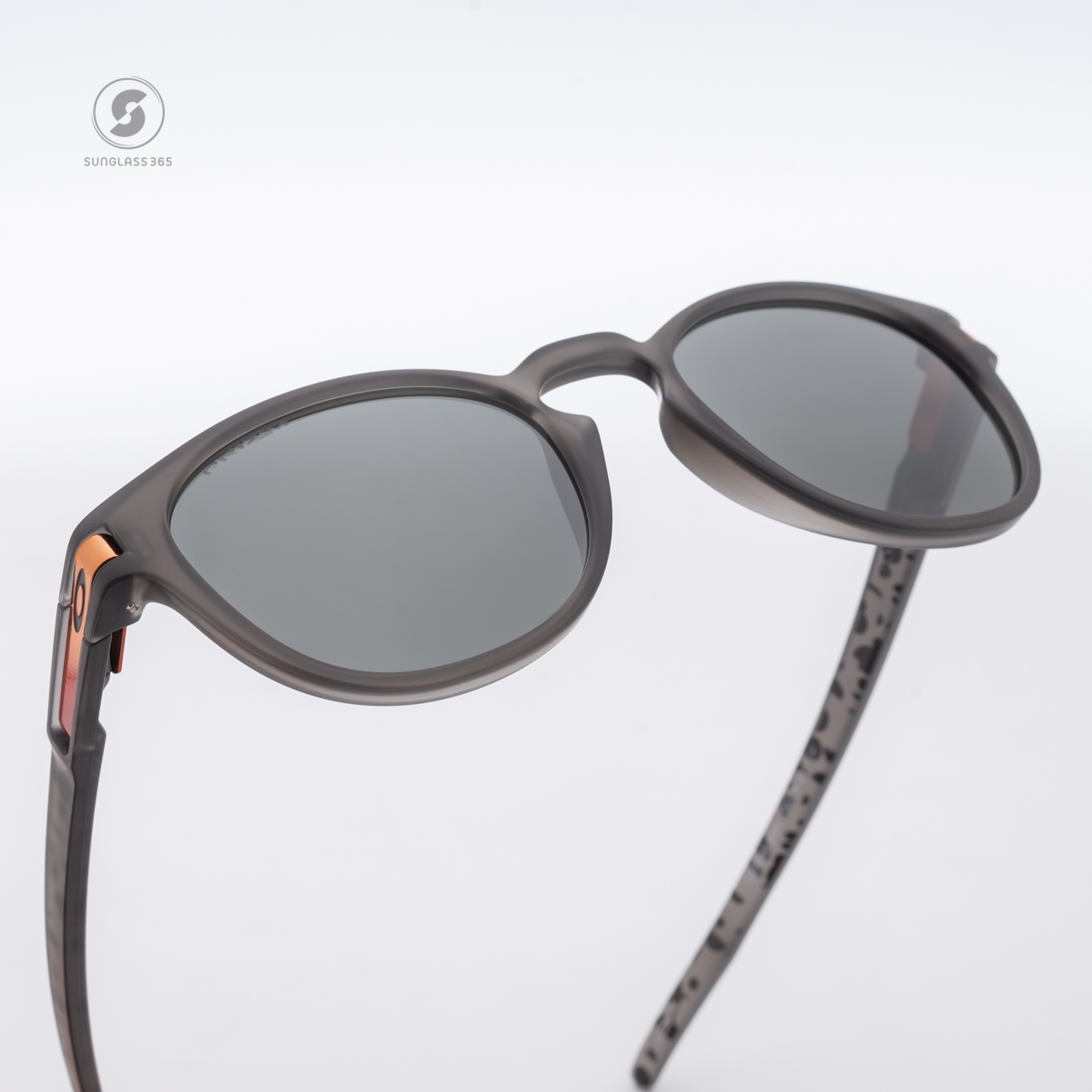 OAKLEY LATCH(A) OO9349-50 Matte Grey Smoke