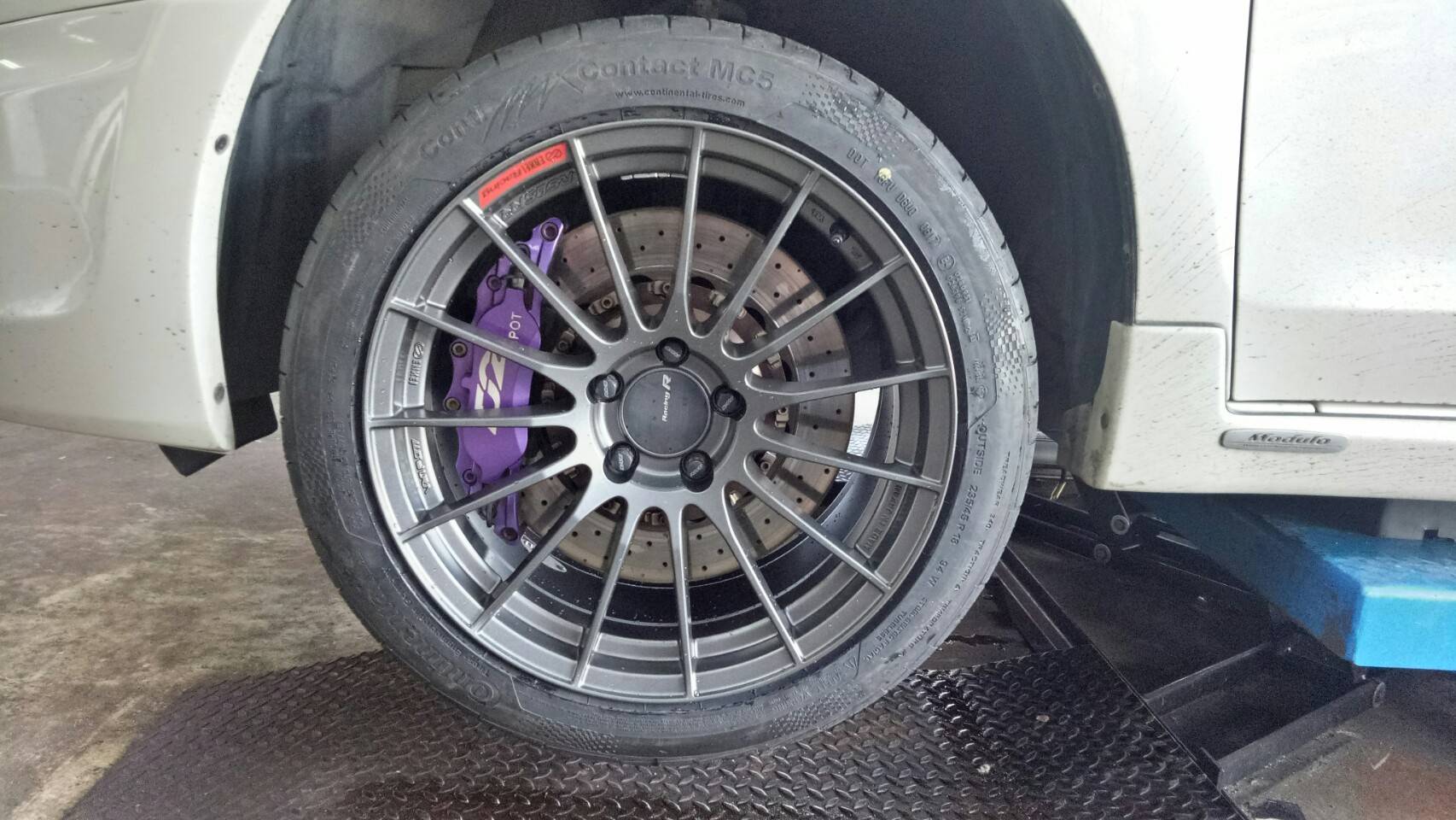 ล้อแท้ ENKEI RS05RR ขอบ18