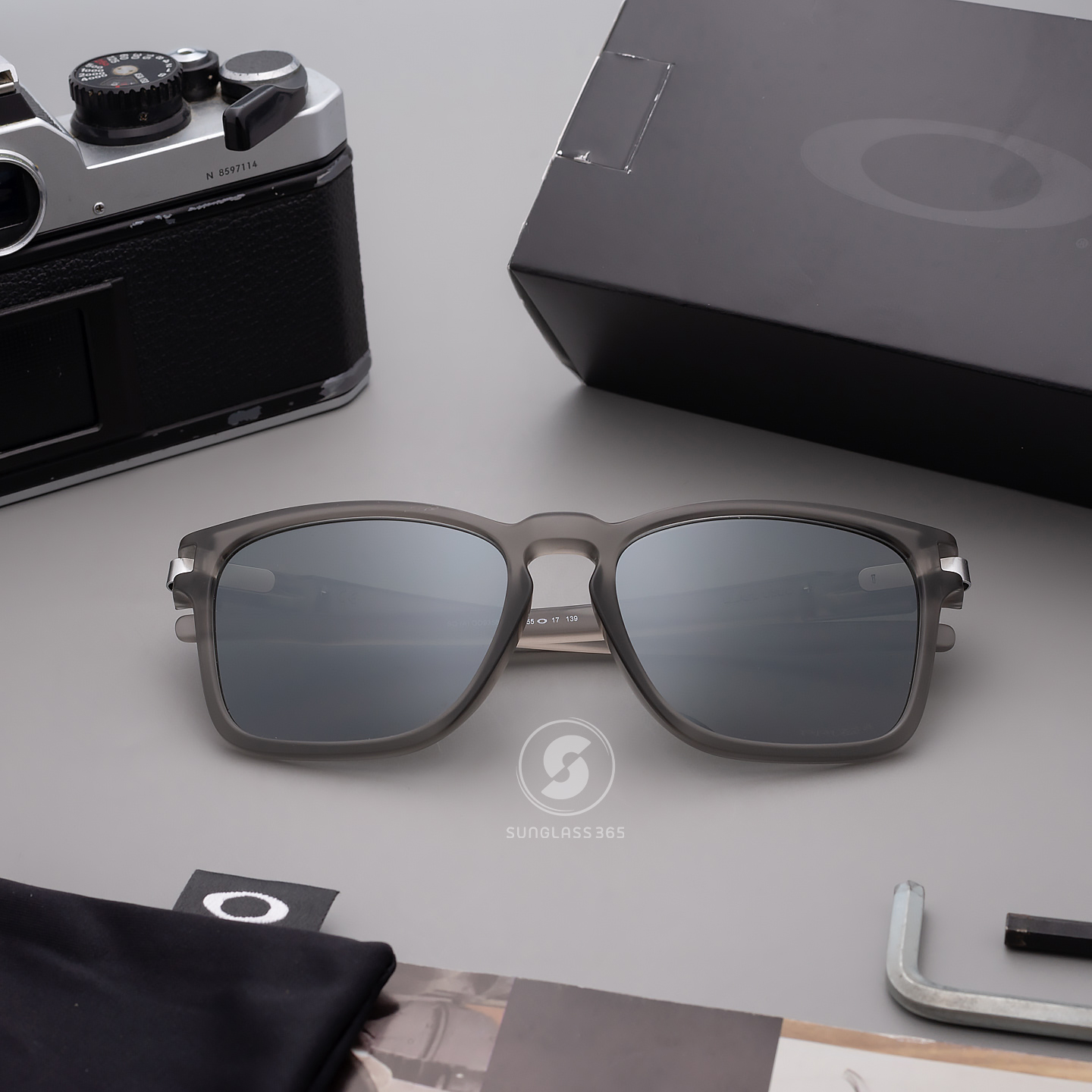 Oakley OO9358-14 MATTE BLACK Prizm Black