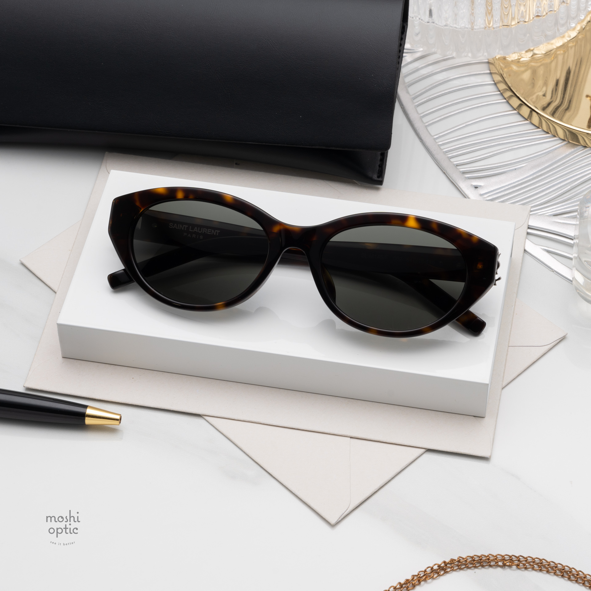 แว่นกันแดด YVES SAINT LAURENT SL148F 002