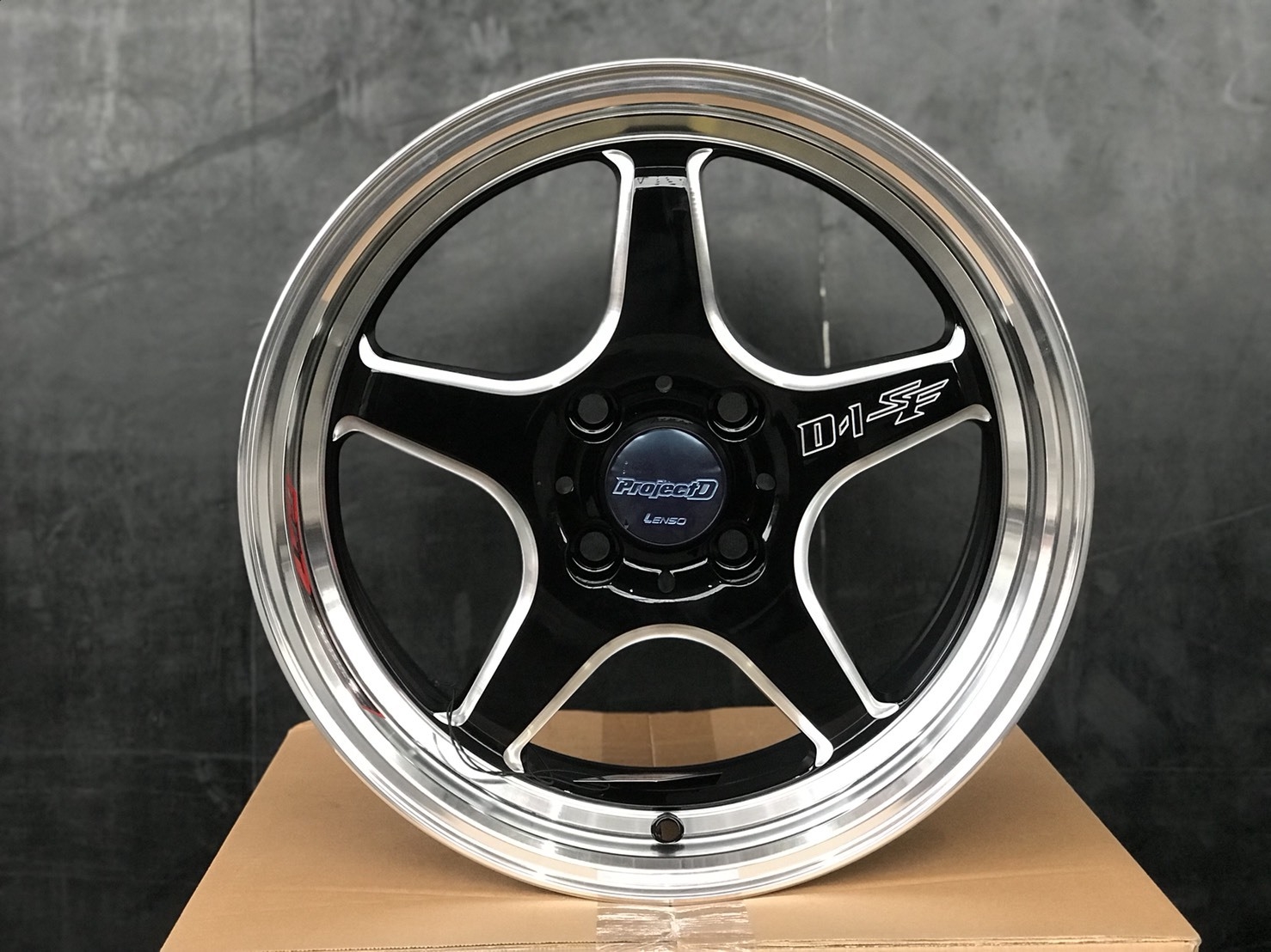 ล้อแท้ LENSO D1SF ขอบ15
