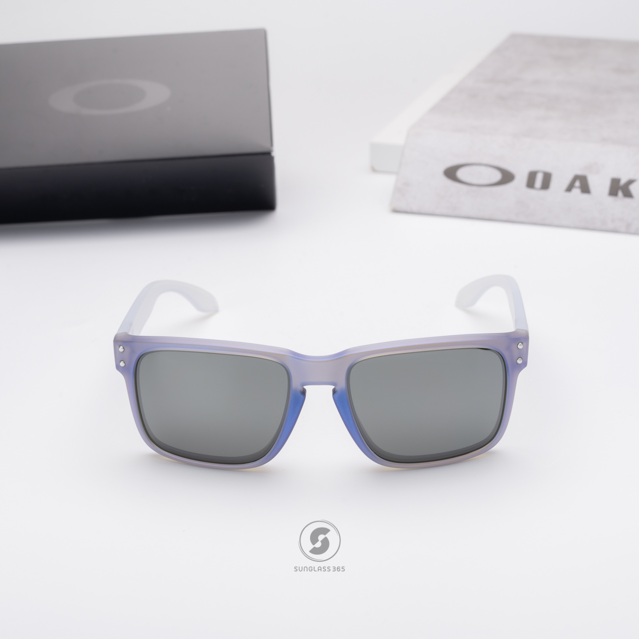 Oakley Holbrook(A) OO9244-67 Dark Matte Stonewash Opaline