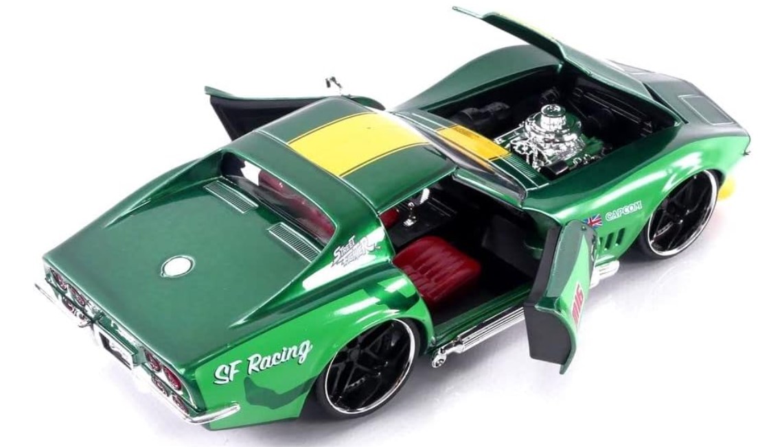 โมเดลรถ โมเดลรถยนต์ Street Fighter Cammy 1969 Chevrolet Corvette Stingray ZL1 124 3