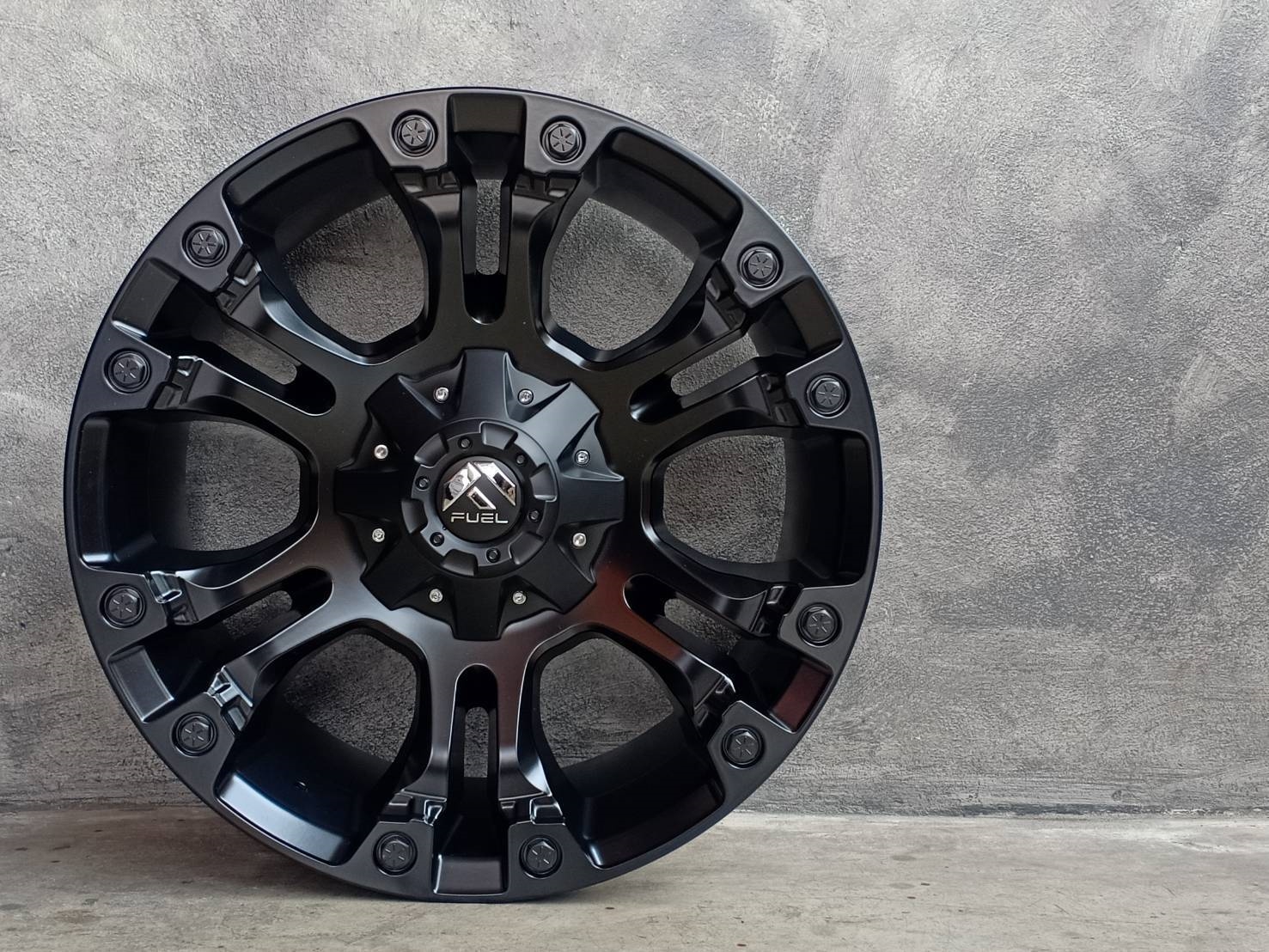 FUEL-VAPOR 20X9 6X135/6X139.7 +20 106.1 MATTE BLACK