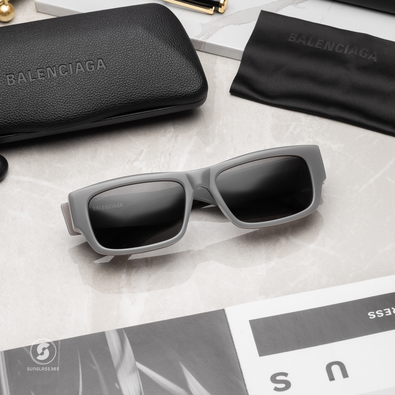 แว่นกันแดด Balenciaga BB0261SA 004