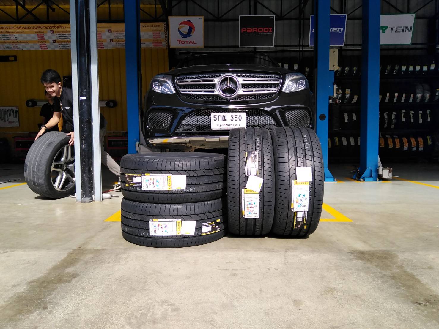 ยางใหม่ PIRELLI PZERO 295/40-21 ปี19 ราคาพิเศษ