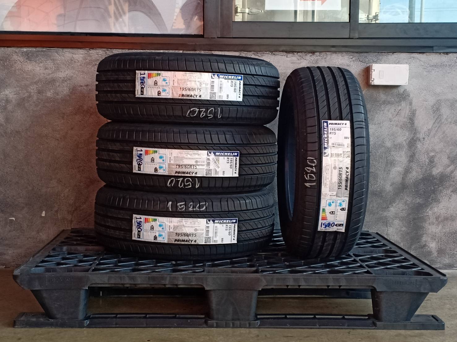 MICHELIN 195/60R15 PRIMACY 4ST 88V MADE IN THAILAND