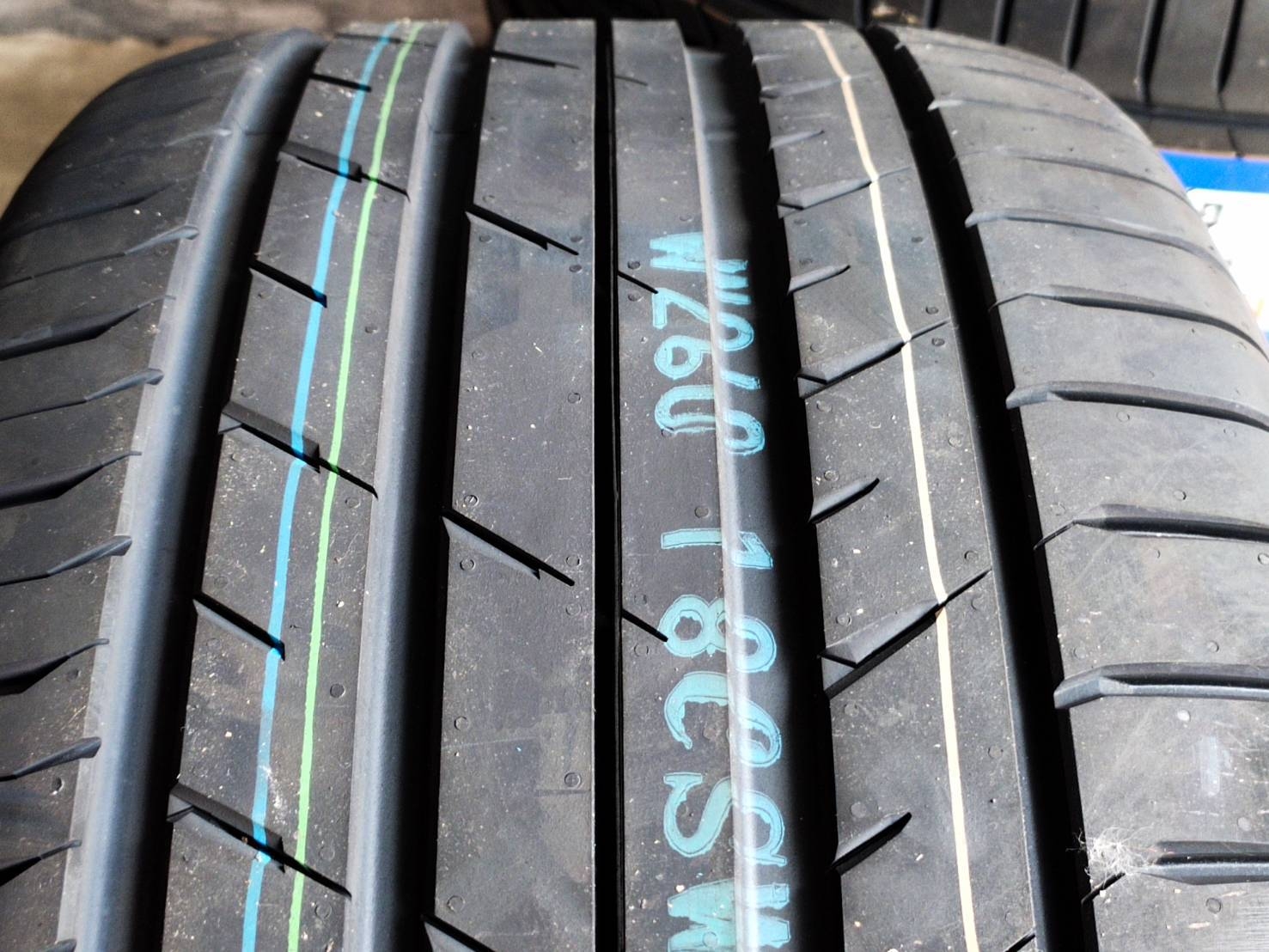 TOYO PROXES SPORT SUV 295/40R20 MADE IN JAPAN