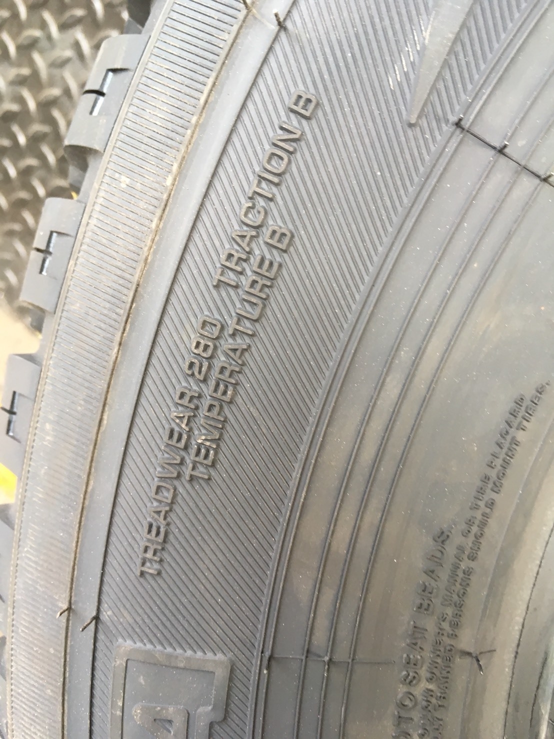 YOKOHAMA GEOLANDAR A/T G94 265-65-17 ปี18