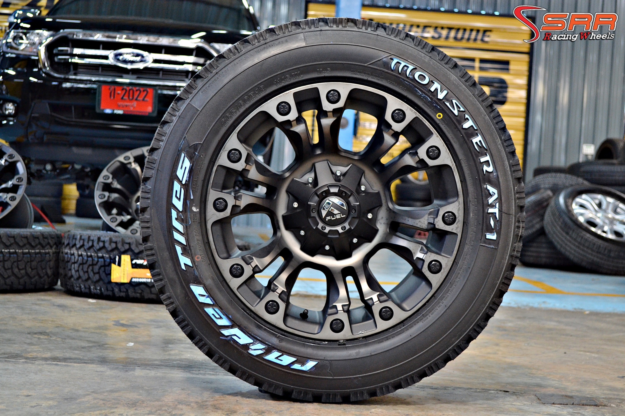 ล้อแท้ FUEL VAPOR ขอบ18 สุดยอดล้อ OFF ROAD