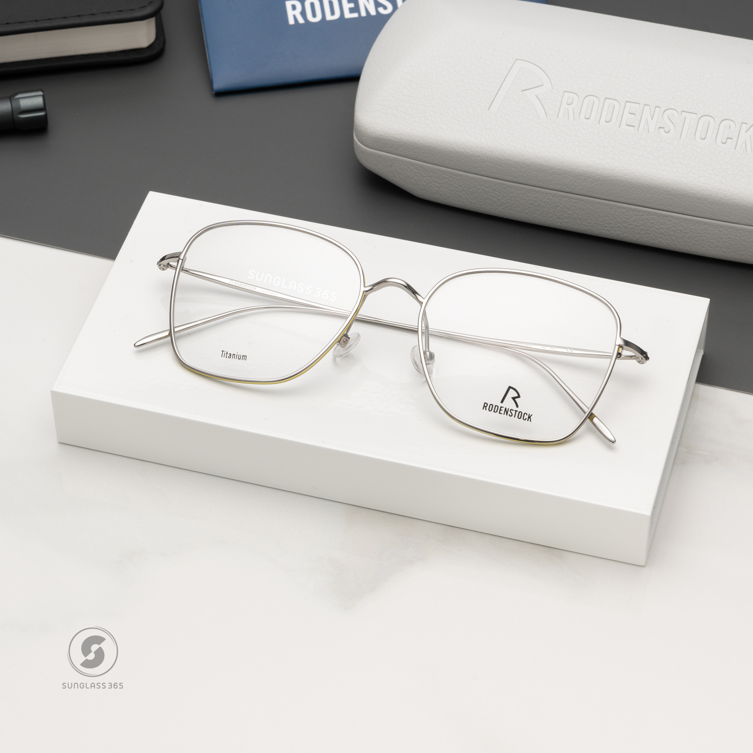 แว่นสายตา RODENSTOCK R7120 A