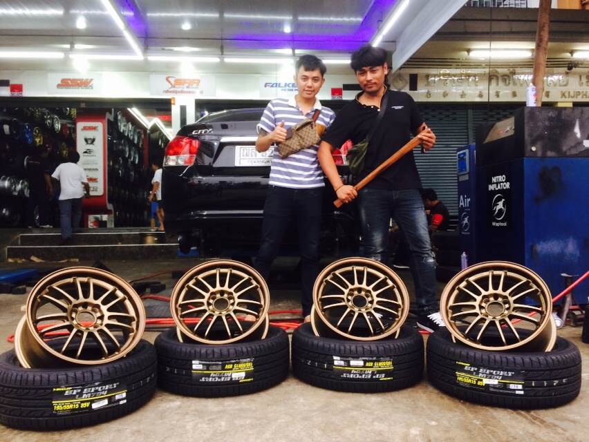 ล้อใหม่ RE30 ขอบ15 ใส่ CITY