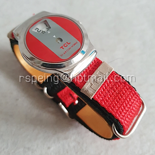 นาฬิกาข้อมือ TCL พร่อมกล่องสีแดง