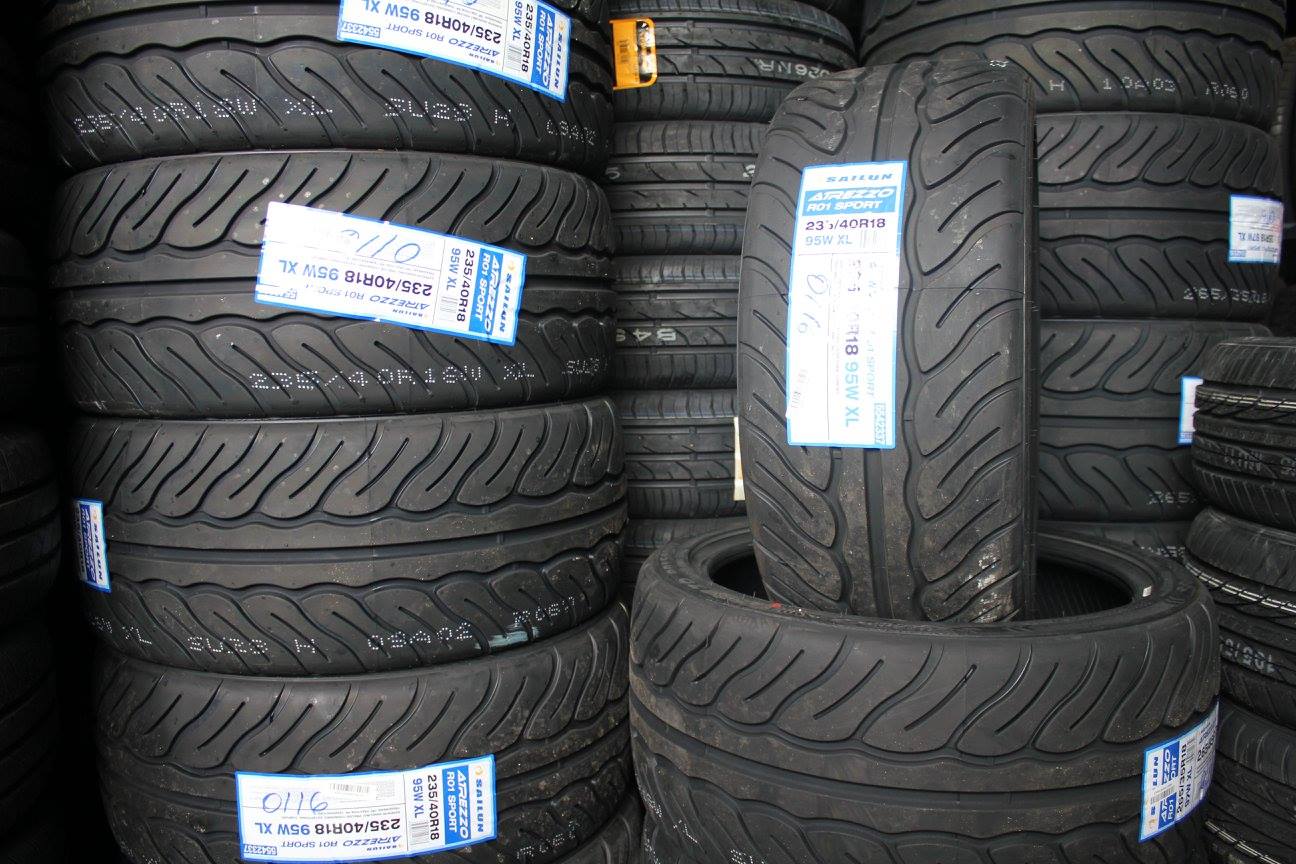 ATREZZO R01 ยางซอฟ 265-35-18 เส้น 2000 ปกติ 4000