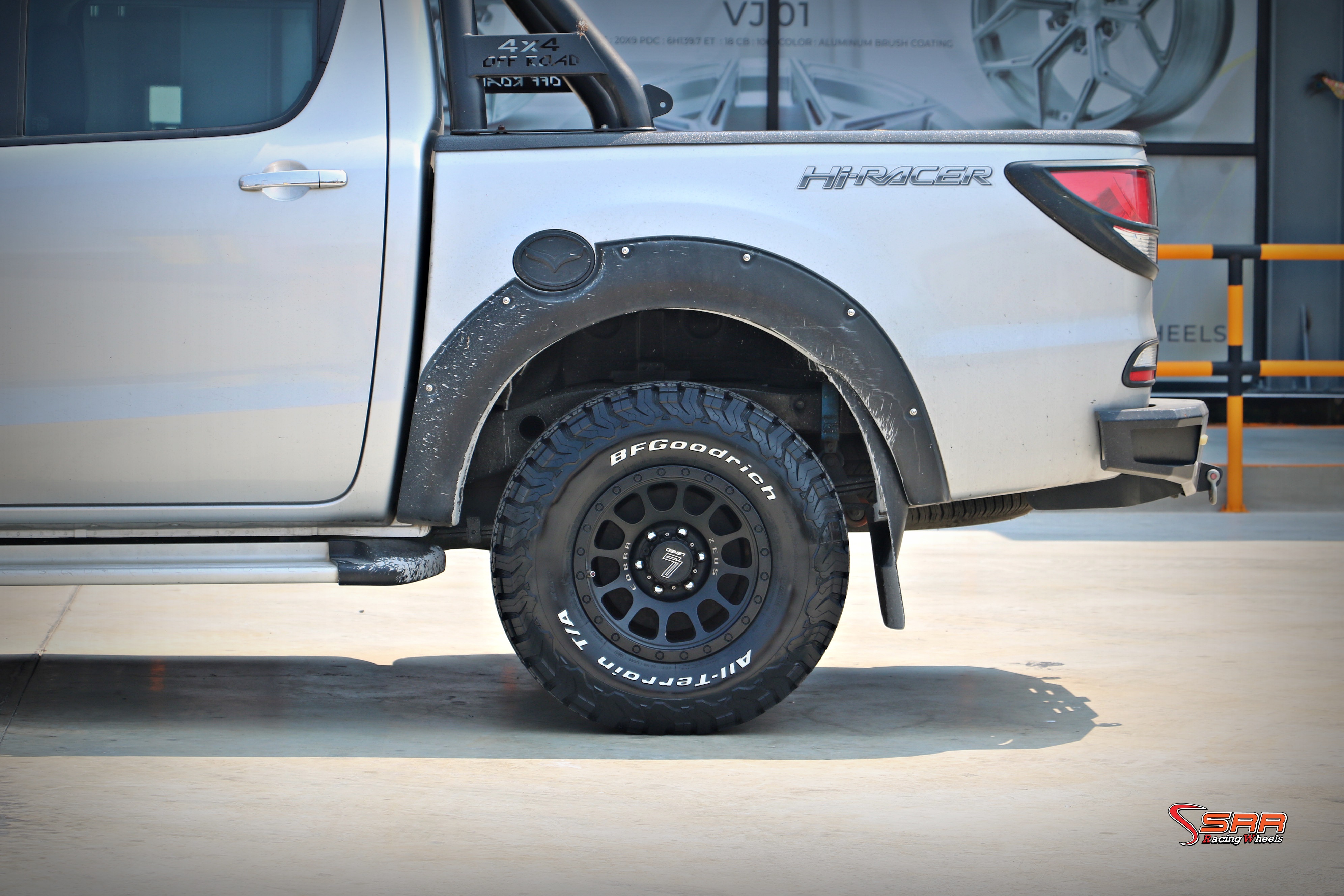 BFGOODRICH ALL TERRAIN T/A KO2 ขนาด265/75R16 ปี2024