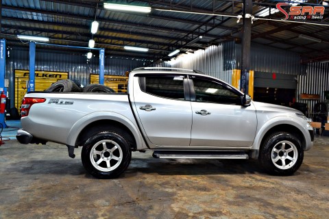 ล้อซิ่ง สายคลีน TE37SUV หยอดแดง สีซิลเวอร์