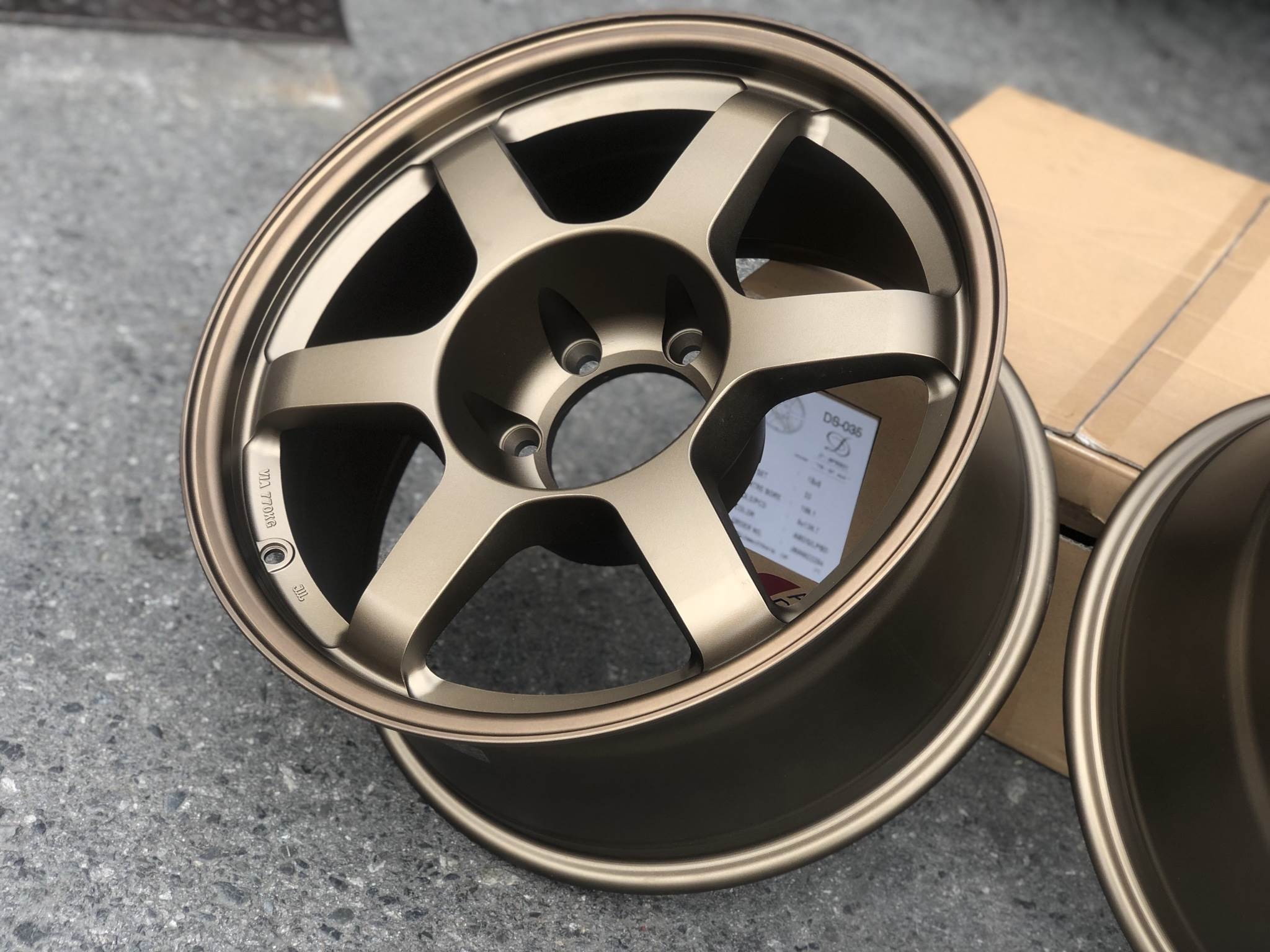 TE37SUV ตัวใหม่ล่าสุด ใส่กะบะ รถตู้ ไม่ยื่น