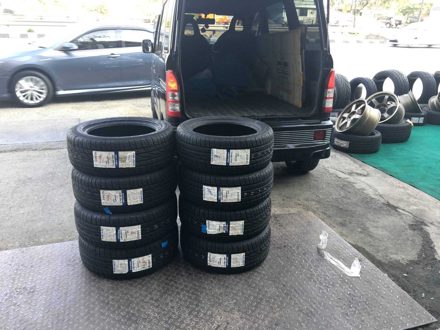 ยางใหม่ FALKEN ZE912 195/50-15 ซื้อ2แถม2