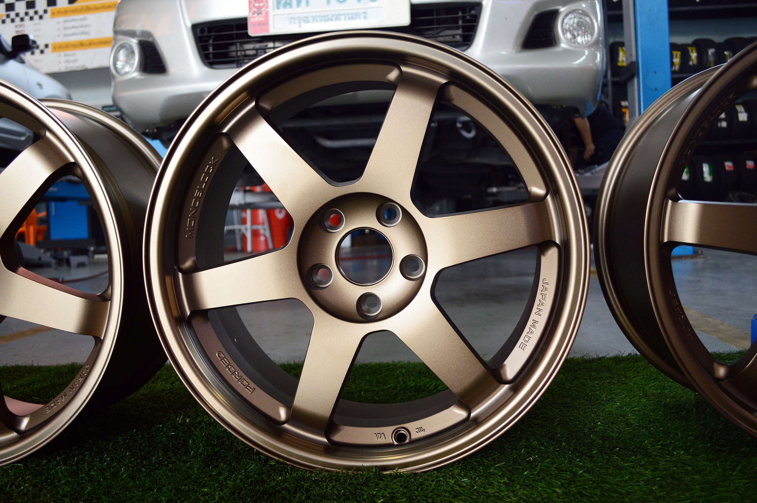 TE37 ขอบ18 กว้าง 8.5 5รู114.3 ล้อใหม่ ชุดละ 12000 บาท ปกติ 24000 บาท