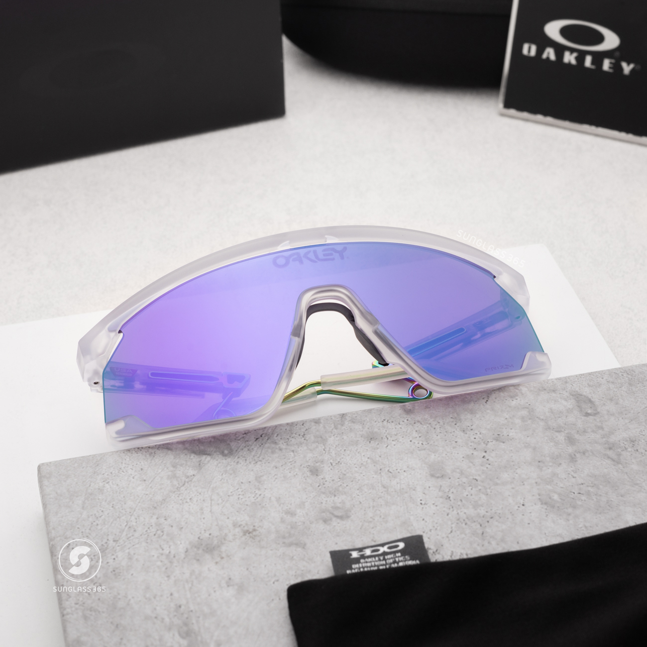 Oakley BXTR METAL OO9237-02 Prizm Violet