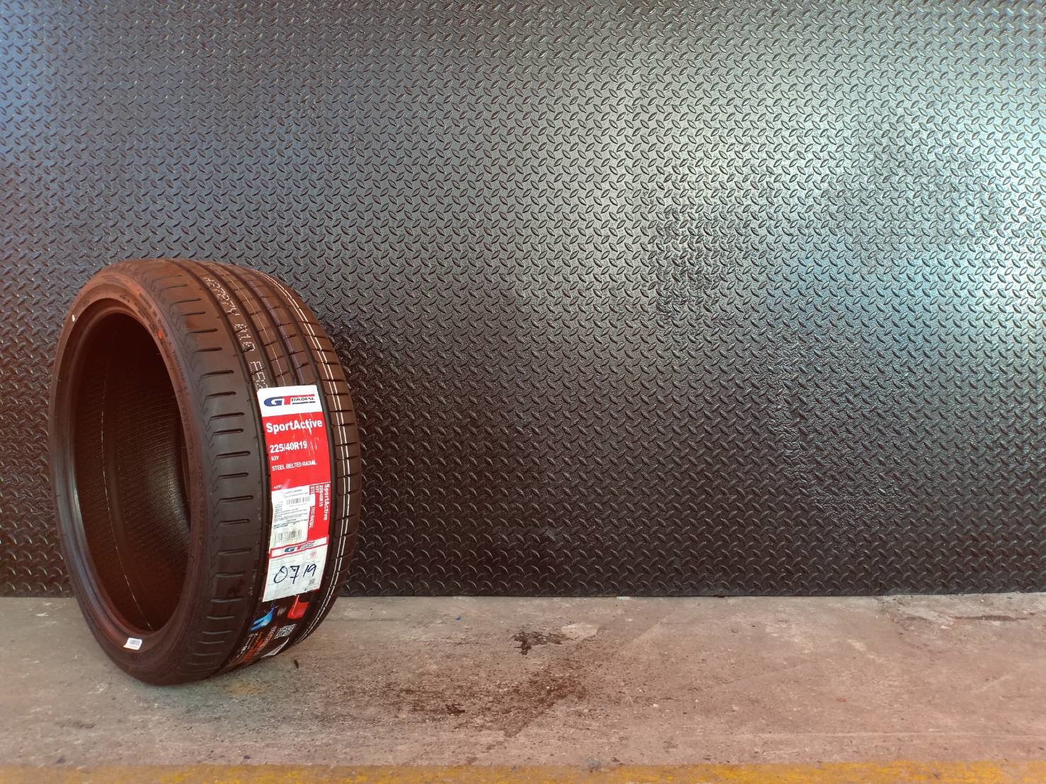 GTRADIAL SPORTACTIVE 225/40R19 ราคาส่ง