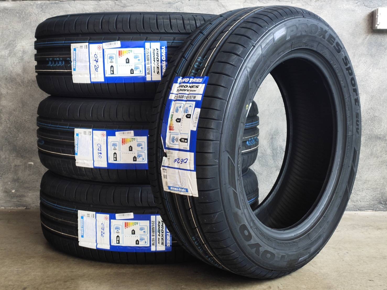 TOYO PROXES SPORT SUV 235/60R18 107W JAPAN