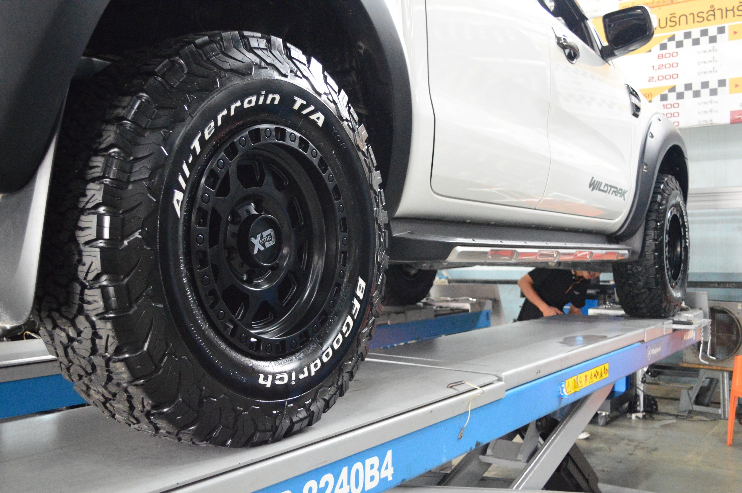 ล้อแท้ KMC XD132 USA OFF ROAD