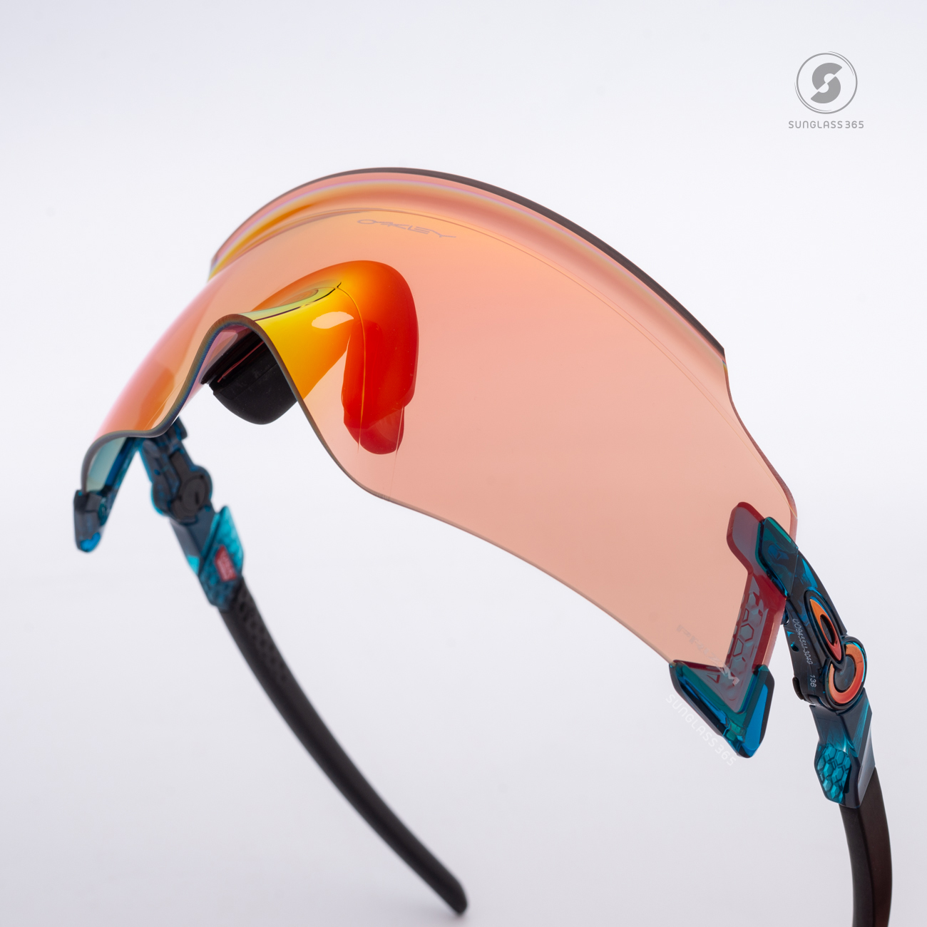 OAKLEY KATO OO9455M-30 Translucent Balsam Prizm Trail Torch