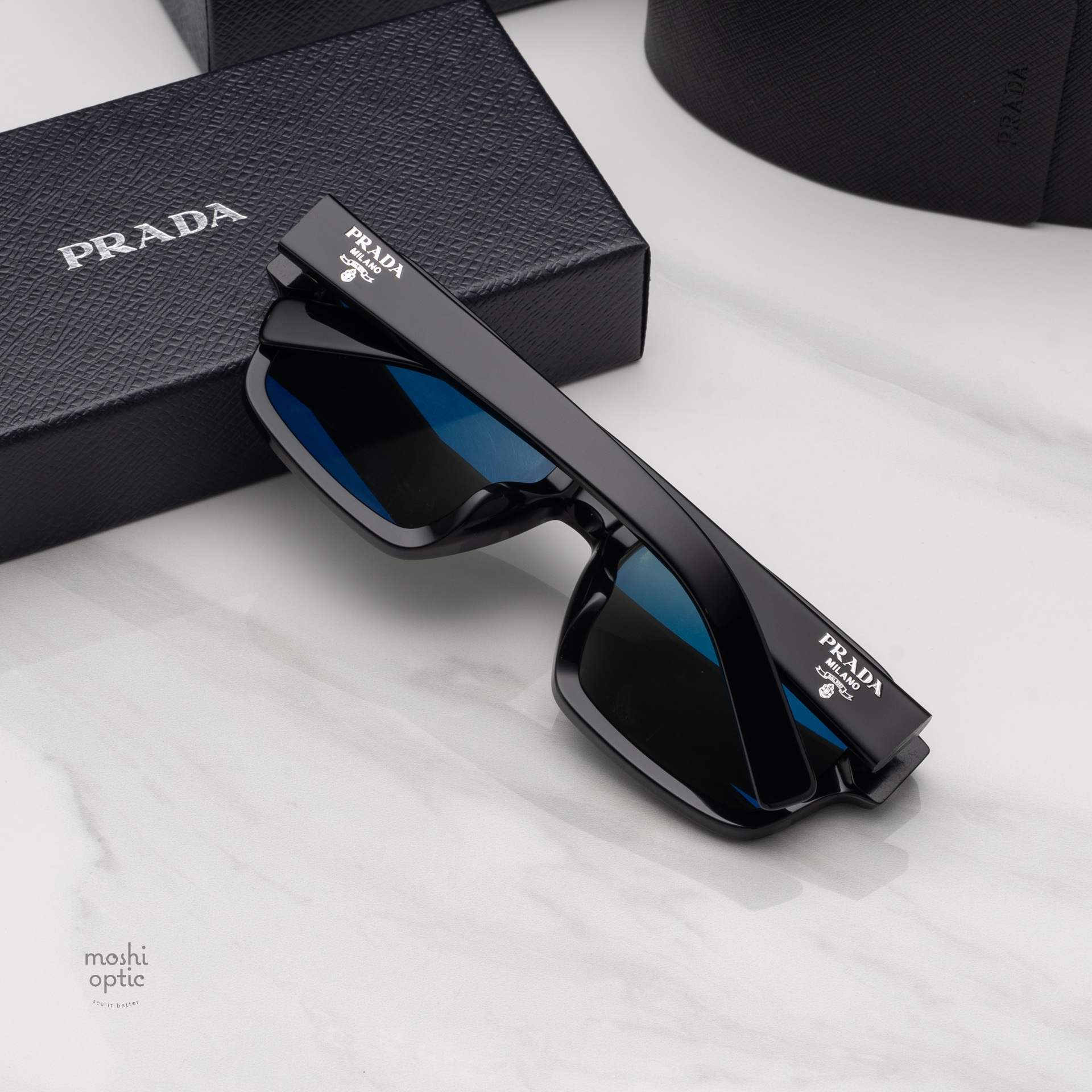 แว่นกันแดด PRADA PR02ZSF 1AB03R