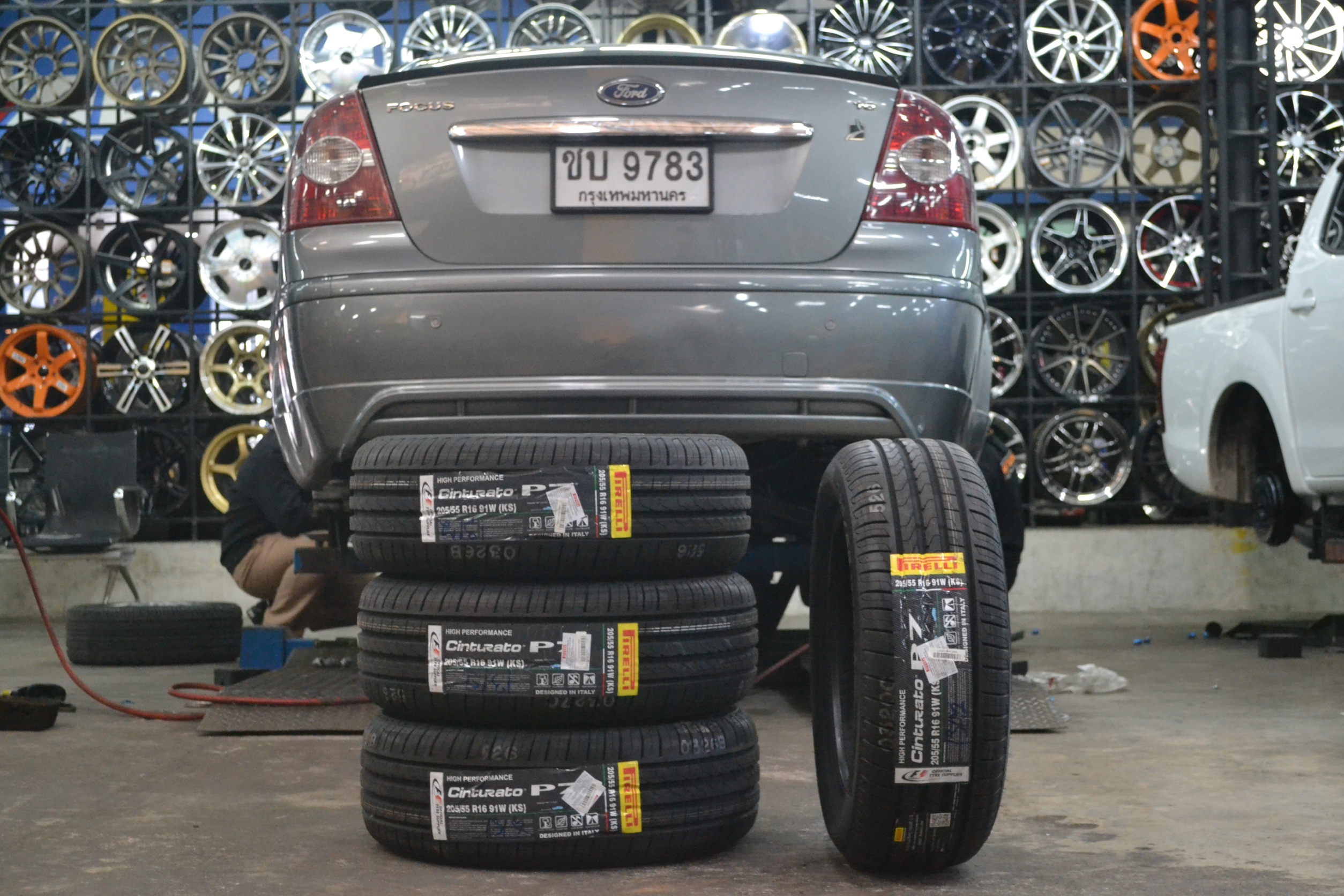 PIRELLI CINTURATO P7 205/55-16 ซื้อ2แถม2