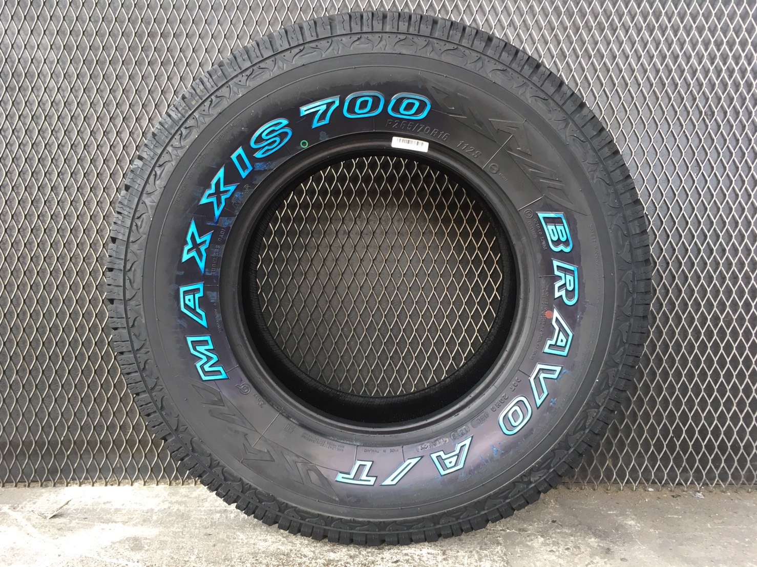 ยางใหม่ปี19 MAXXIS AT700 265/70-16 ปี19 ราคาถูก