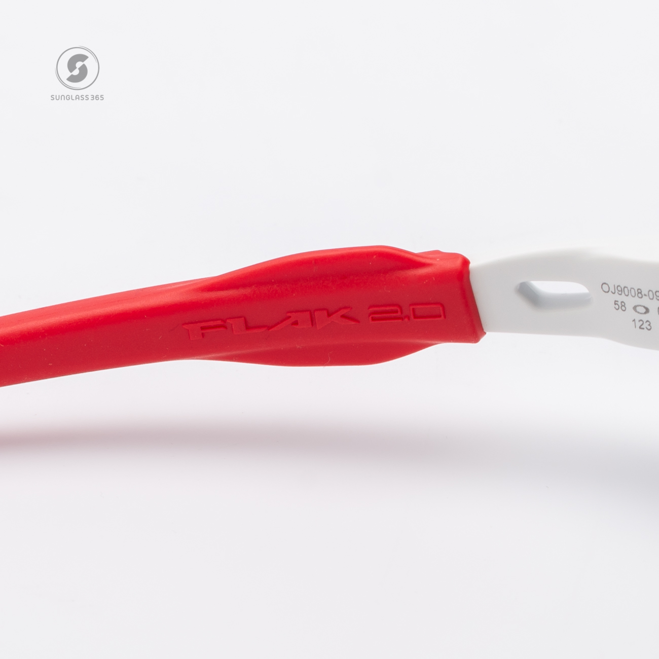 Oakley OJ9008-09 Flak XXS Matte White Prizm Ruby