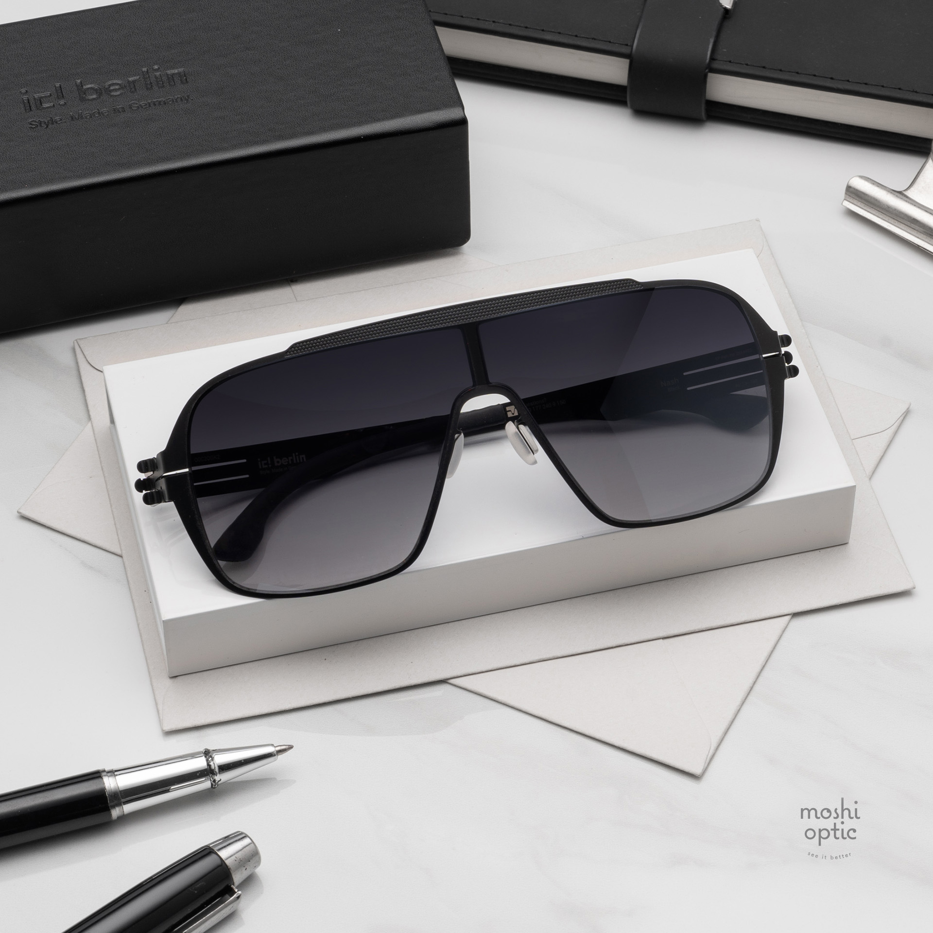 แว่นกันแดด IC BERLIN Nash Black