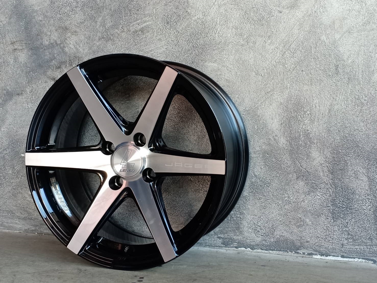 ล้อแท้ LENSO JAGER -CRAFT ขอบ15นิ้ว สินค้าราคาถูก