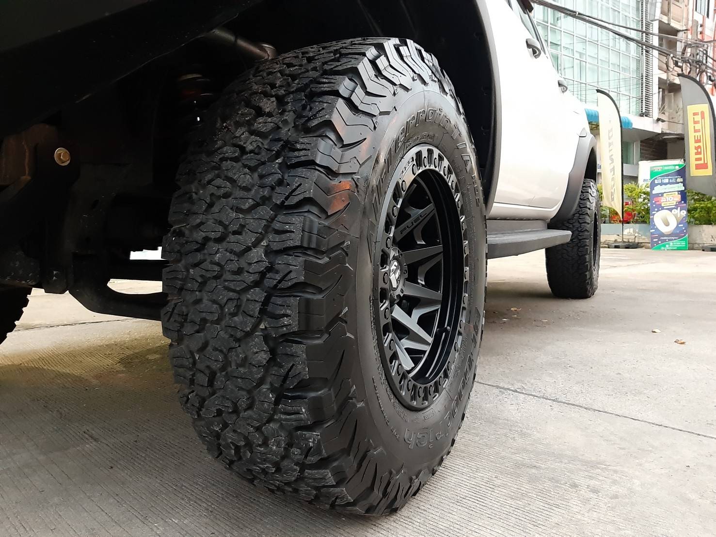 ล้่อแท้ FUEL COVERT ขอบ17 ใส่ RAPTOR