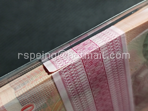 ธนบัตรหมุนเวียน ยุครัชกาลที่ 9 ธนบัตรแบบ 15 ชนิดราคา 100 บาท รุ่น 2 (หลังเลิกทาส มีแถบฟอยล์) ยกแหนบ 2Fฉ 0654541/4Hง 0211401/4Hง 0211611