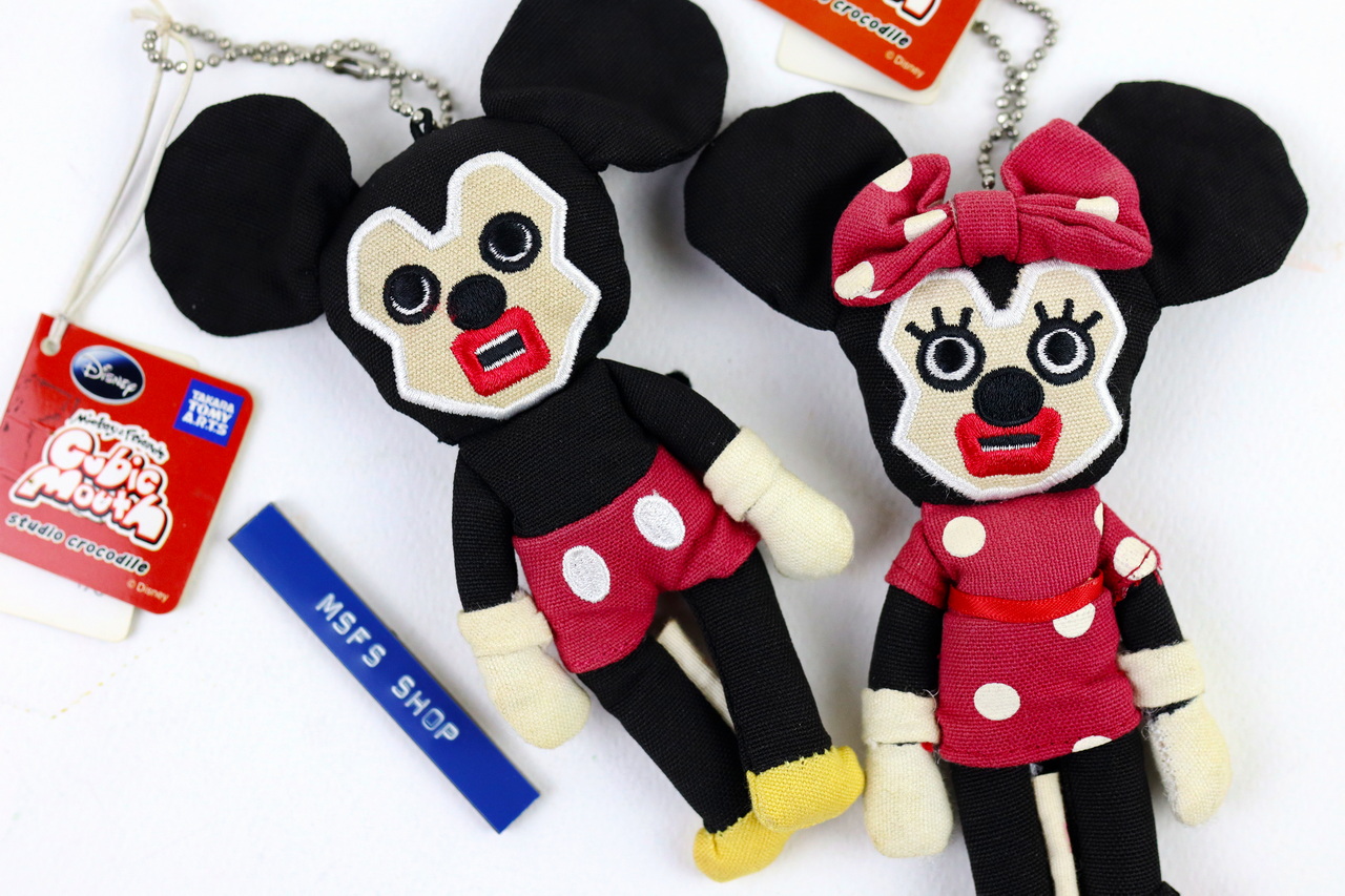 [มือสอง] พวงกุญแจตุ๊กตาผ้า Mickey and Friends รุุ่น Cubic Mouth