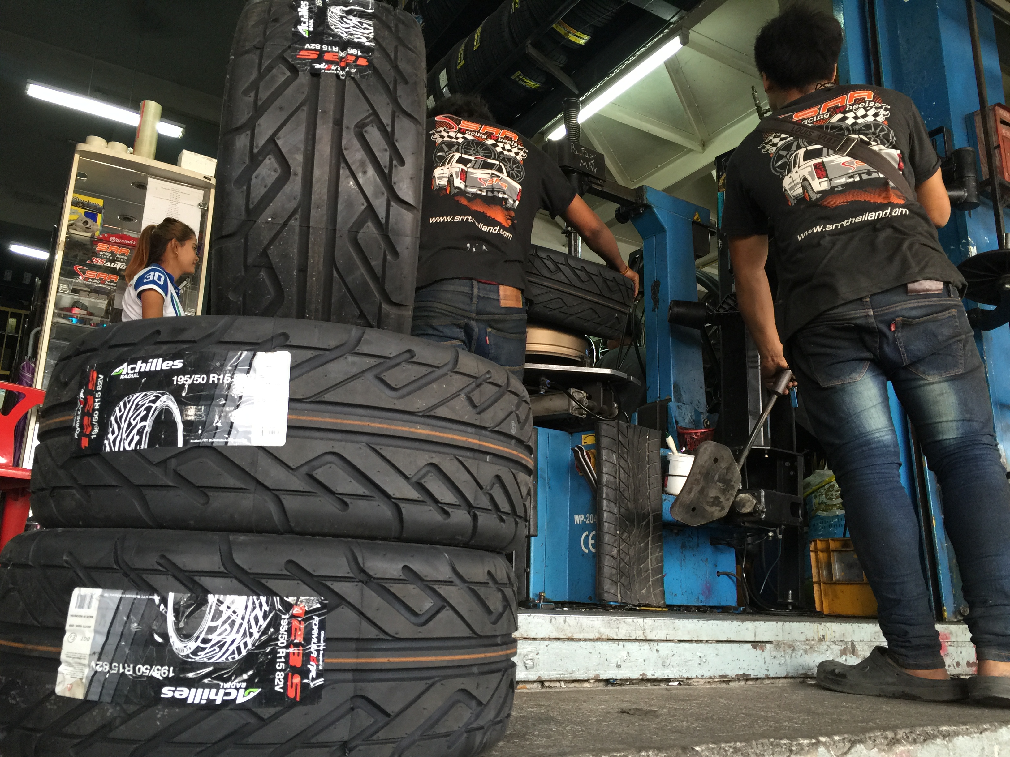 ACHILLES 123S 265/35-18