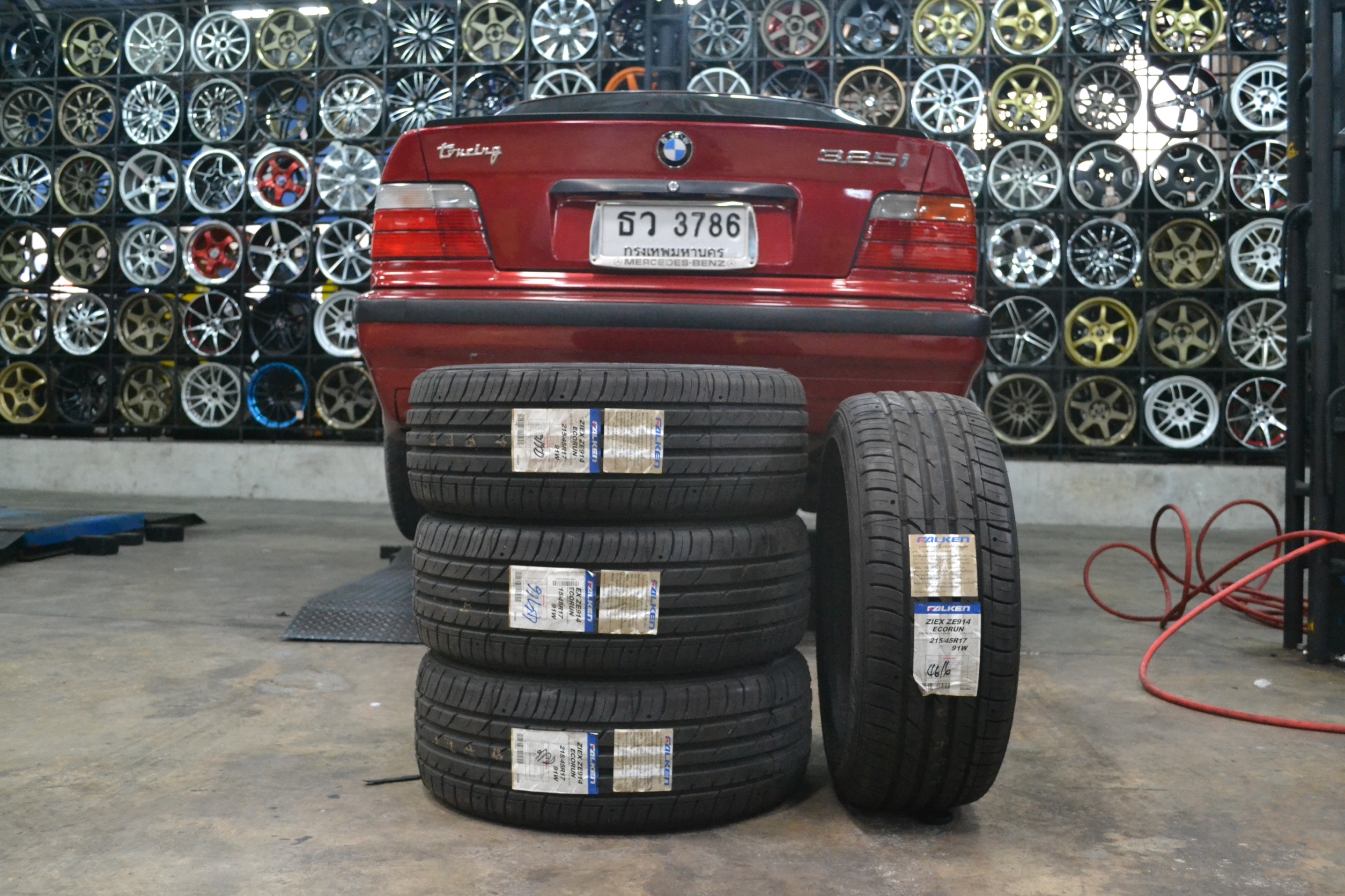 FALKEN ZE914 215/45R17 ซื้อ2แถม2