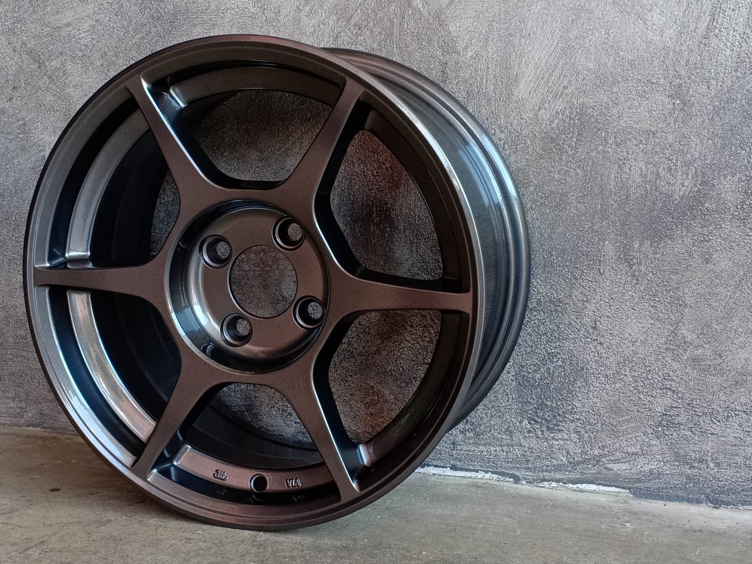 P-1 15X7 4X100 35 73.1 GUN METAL