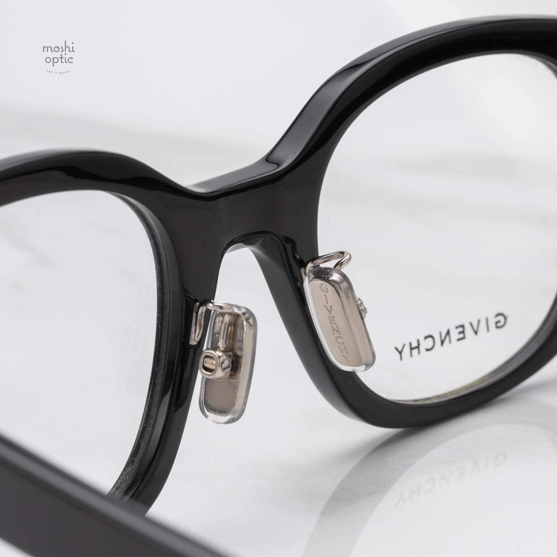 แว่นสายตา Givenchy GV50075F 001