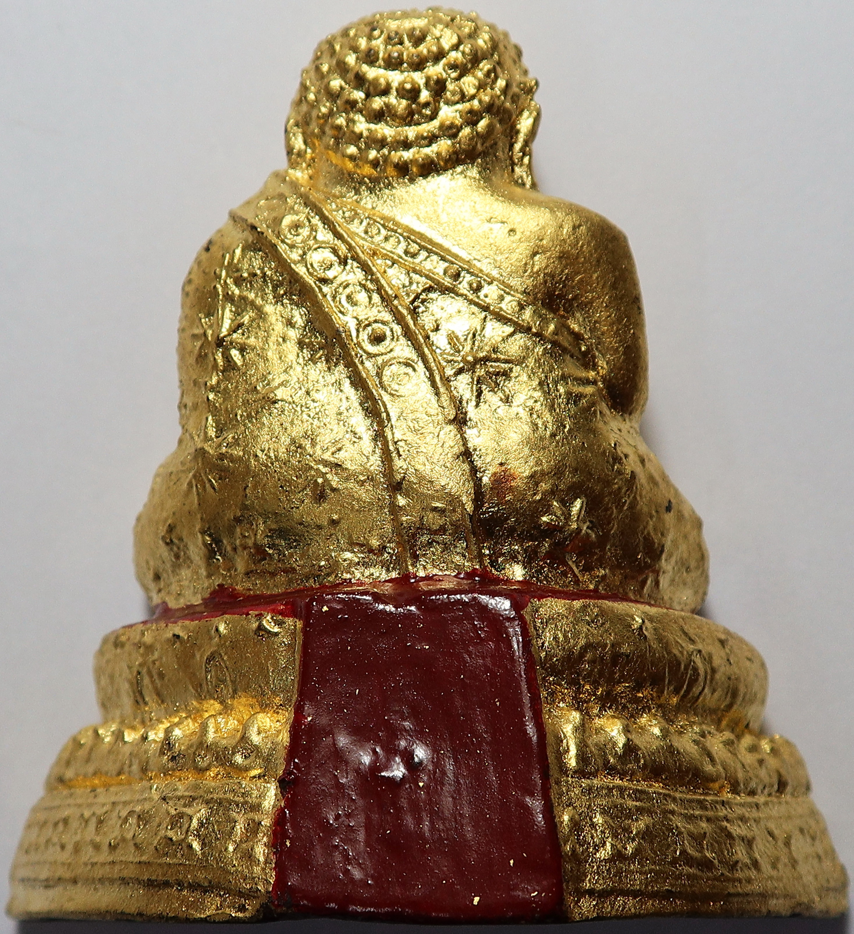 3654 พระสังกัจจายน์ สมัยรัตนโกสินทร์ เนื้อทองเหลือง อุดดินไทย ปิดทองแท้ - ปิดทองใหม่ หน้าตัก 1.9 นิ้ว ฐานกว้าง 2.9 ซ.ม. สูง 2.9 ซ.ม.