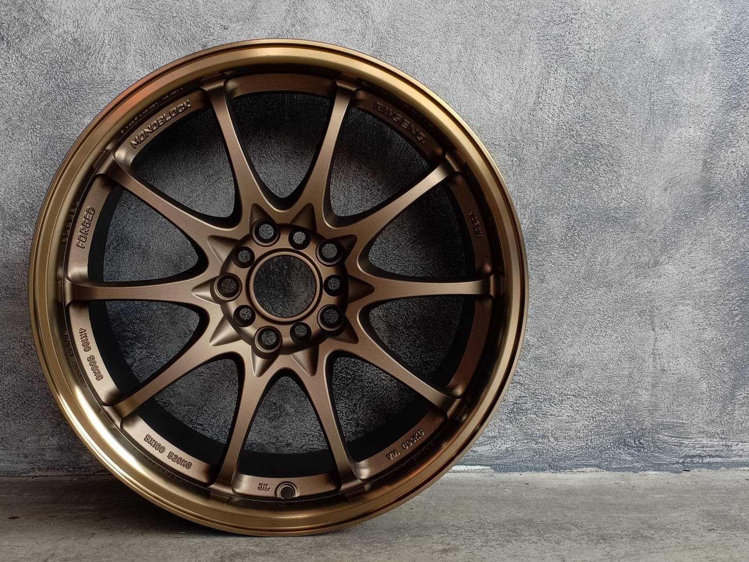 TKRC28 17X8.5 10X100/114.3 35 73.1 LP/BR