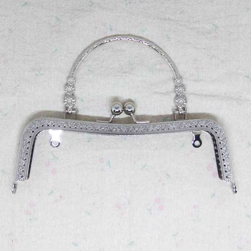 ปากกระเป๋าปิ๊กแป๊กแบบเย็บ ทรงเหลี่ยม 8นิ้ว เงิน