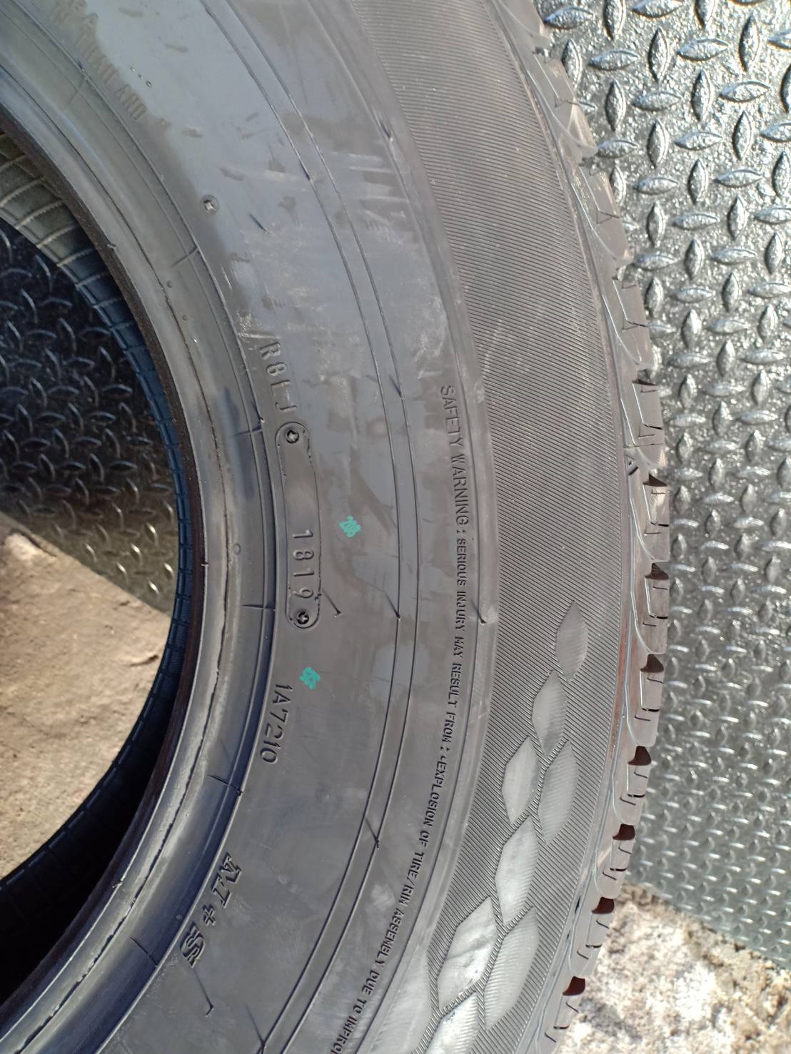 #แนะนำยางรถ #ขอบ16 #ราคาสุดคุ้ม #รถกระบะ DUNLOP GRANDTREK PT3 Size:265/70R16 ปี19 (MADE IN THAILAND)