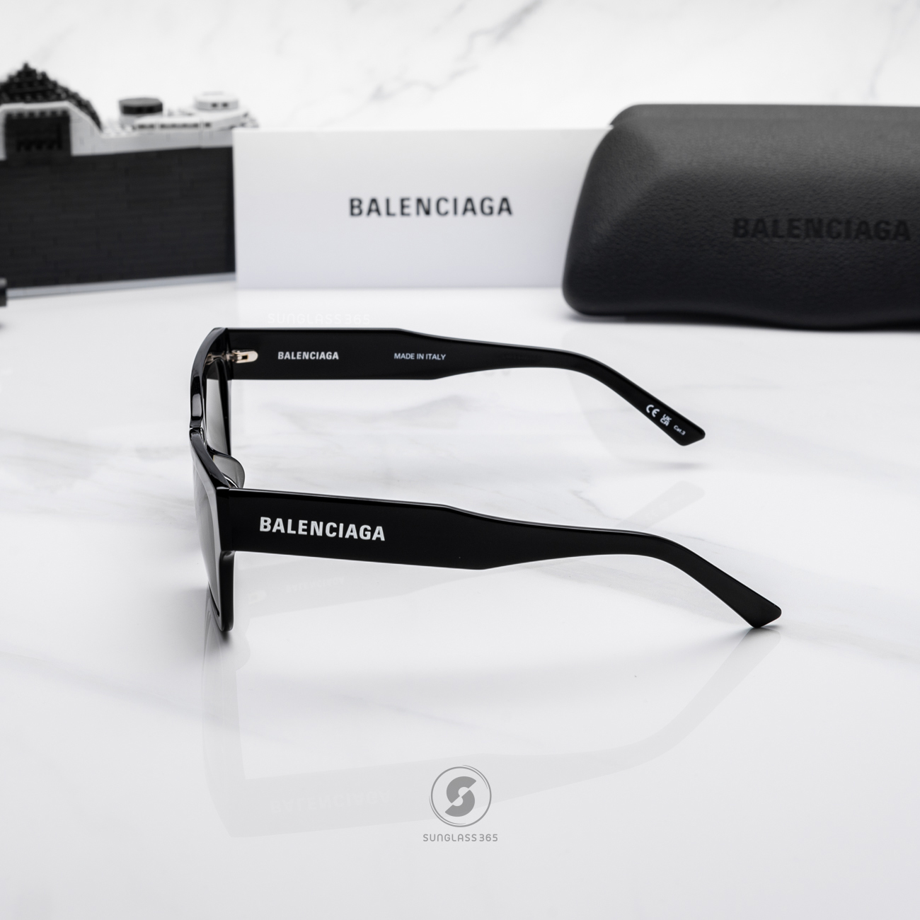 แว่นกันแดด Balenciaga BB0307SA 001