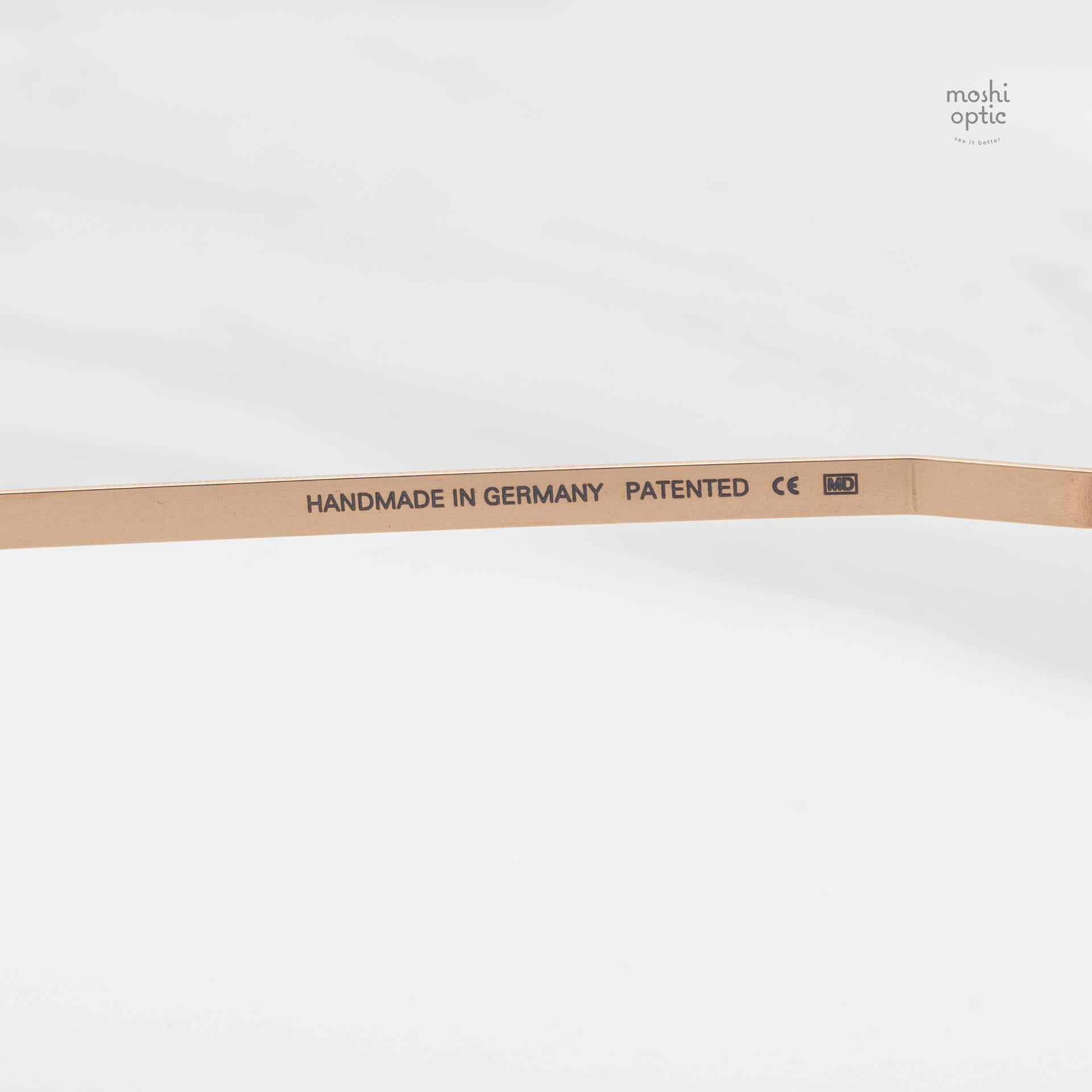 แว่นสายตา MYKITA HALVAR A83 Champagne Gold Clear Ash