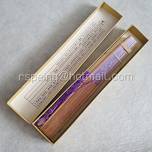 พัดไม้จีน พัดไม้พับเก็บได้ ลายดอกเหมย พร้อมกล่อง